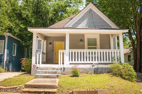 399 James P Brawley Dr, Atlanta GA  30314-3841 exterior