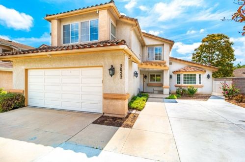 2052 Chenault Pl, Simi Valley, CA 93065-6241