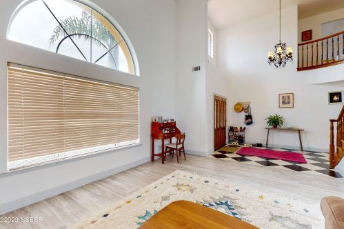 2418 Sandpiper Dr, Santa Maria CA  93455-1521 exterior