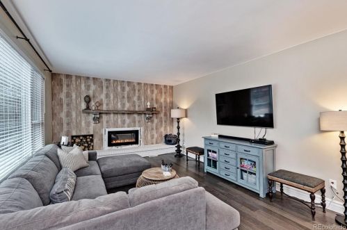 6775 Heritage Pl, Englewood CO 80111-4639 exterior