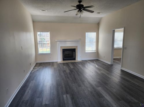 116 Ellicott Dr, Warner Robins GA  31088-3054 exterior