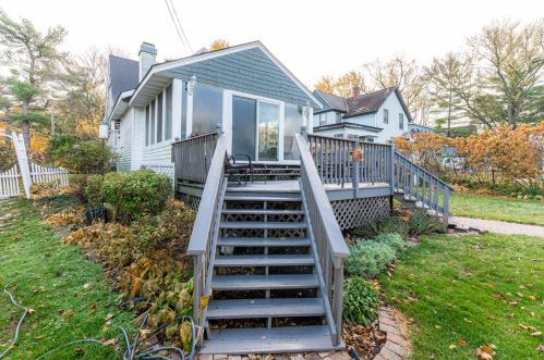 109 Alma St, Sycamore IL  60178-1624 exterior