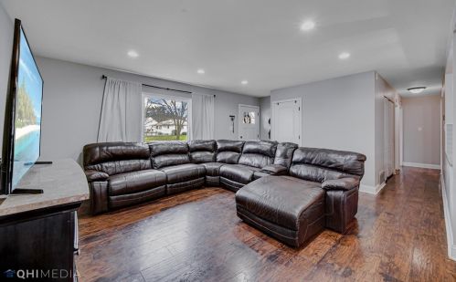 7616 Taney Pl, Gary, IN 46410-4431