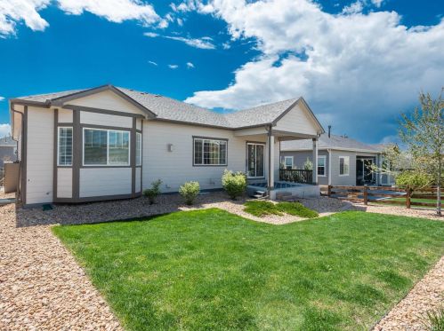 24043 Euclid Ave, Denver CO  80016 exterior