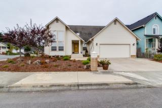 4856 Dickson Dr, Eureka, CA 95503-8801