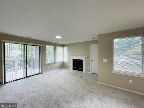 11730 Summerchase Cir, Herndon, VA 20194-1150