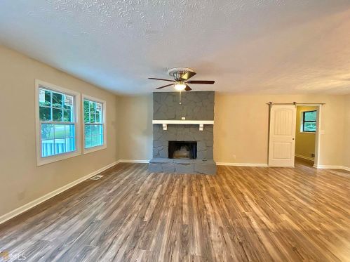 1765 Stag Dr, Conyers GA  30012-3642 exterior