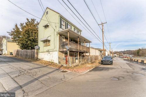 274 Railroad St, Primrose, PA 17901-1127