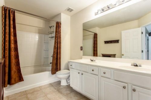 720 Celeste Ln, Atlanta GA  30331-8606 exterior