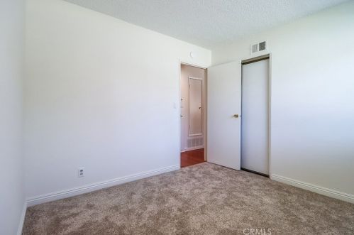 2491 Royal Ave, Simi Valley CA 93065-4765 exterior