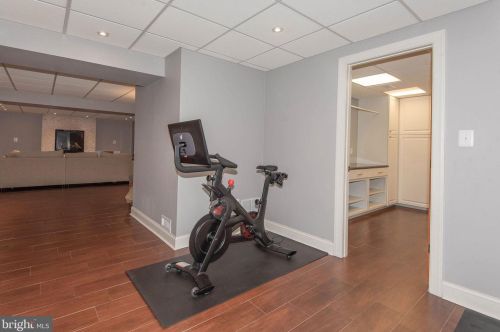 255 Lower Magothy Beach Rd, Severna Park MD  21146-2118 exterior