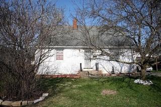 373 Deerfield Rd, Columbus, OH 43228-1246