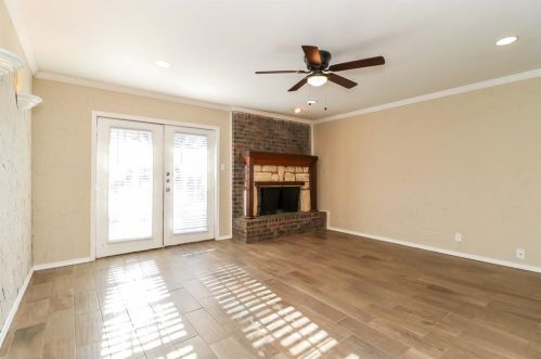 6428 Moonglow Ln, Fort Worth TX  76148-2833 exterior