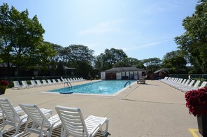 2515 Olive St, Arlington Hts IL  60004-5100 exterior