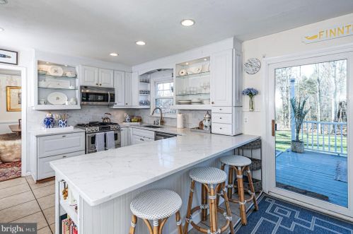 193 Cherry Vly Rd, Princeton NJ  08540-7681 exterior