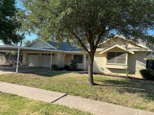 610 Barron Ave, Fort Worth TX  76140-3906 exterior