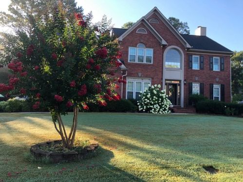 1975 Milfield Cir, Lithonia, GA 30078-2080