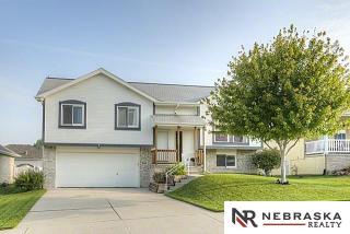 8444 Baker St, Omaha, NE 68122-1265