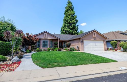 2025 Dorset Ln, Modesto, CA 95355-2231