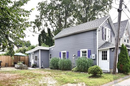 12 Pine St, Niantic, CT