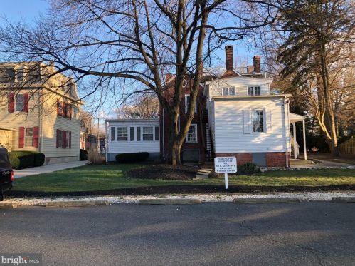 255 Kings Hwy, Haddonfield NJ 08033-1981 exterior