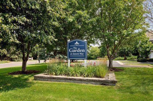 3348 Jansen Way, Saint Paul MN  55127-5126 exterior