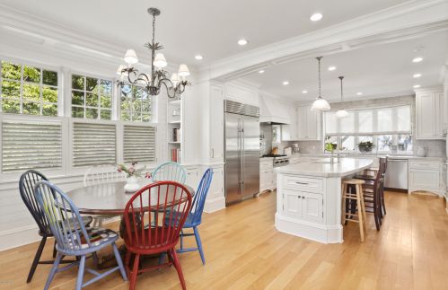 107 Patterson Ave, Greenwich CT  06830-4634 exterior