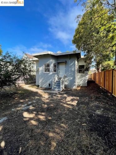 1528 Dwight Way, Berkeley, CA 94703-1802