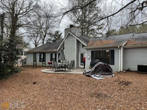 1771 Canton Hills Cir, Marietta, GA 30062-4613