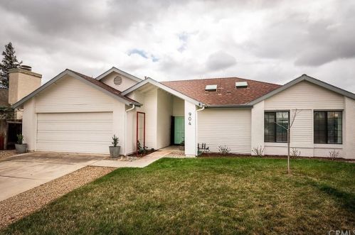 904 Austin Ct, Lake Nacimiento, CA 93446-3479