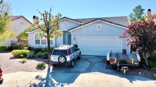 3716 Avenue, Lancaster, CA