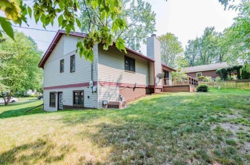 1053 Griffin Ave, Saint Paul MN  55115-1509 exterior