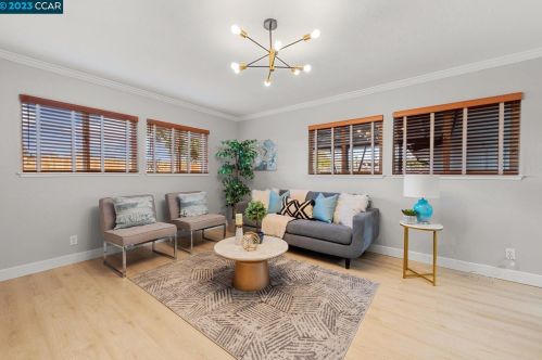 2248 Huron Dr, Concord CA  94519-2033 exterior