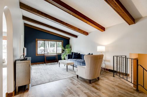 3925 Highland Dr, Saint Paul MN  55126-7015 exterior