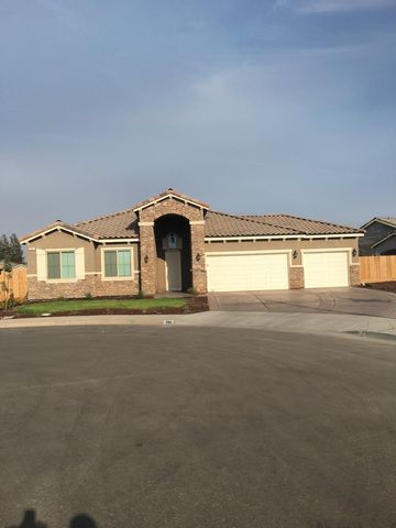 319 Westberry Blvd, Madera, CA 93637-8838
