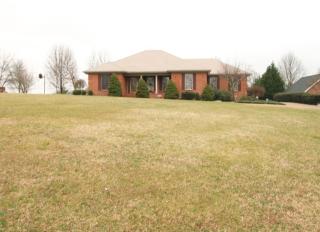 2009 Dorchester Dr, Lebanon, TN 37090-8306