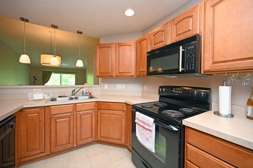 7189 English Dr, Cincinnati OH  45244-3150 exterior