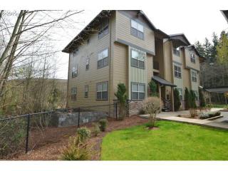 37031 Dubarko Rd, Sandy, OR 97055-7811