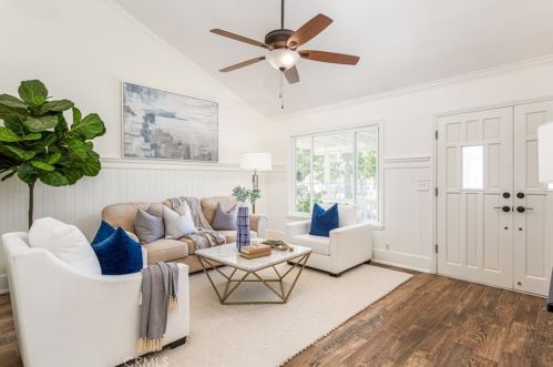 5042 Doanoke Ave, Irvine CA  92604-2407 exterior