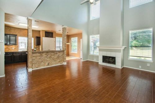 124 Julian Dr, Rockwall TX  75087-4609 exterior