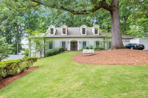 4800 Huntley Dr, Atlanta, GA 30342-2732