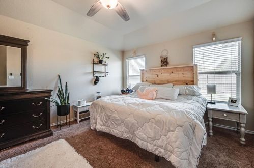 5117 Grayson Rdg Dr, Fort Worth TX  76179 exterior