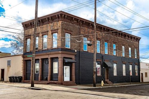 2647 Colerain Ave, Cincinnati OH  45214-1739 exterior