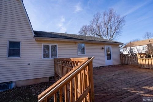 41 Justice St, Piscataway NJ  08854-5425 exterior