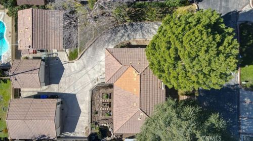 2346 Rockdell St, Glendale, CA 91214-2216