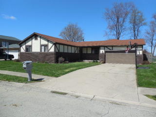 105 Wayne Dr, Catlin, IL 61817-9766