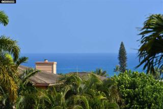 6 Coral Pl, Lahaina, HI 96761-8345