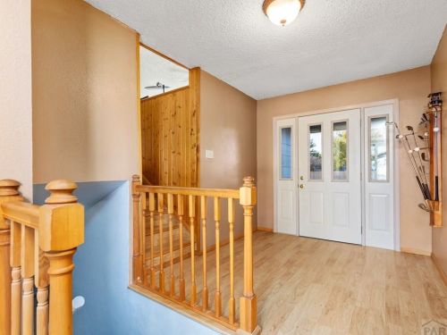 1917 Pioneer Rd, Pueblo, CO 81008-1809