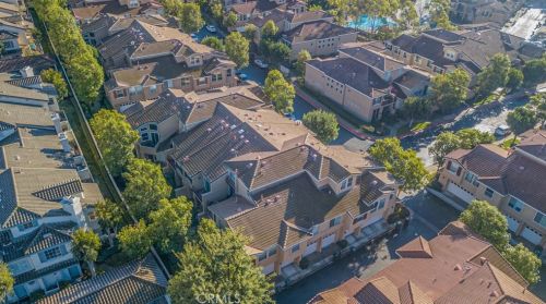 1055 Positano Ave, Anaheim CA  92808-1541 exterior
