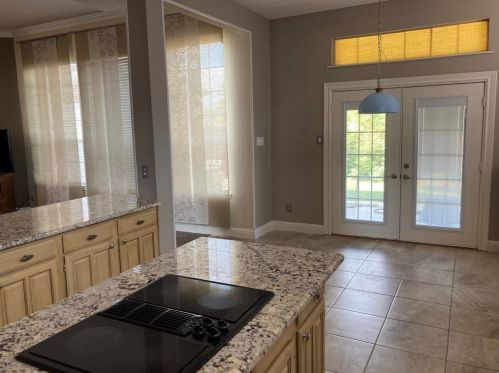 3632 Canyon Oaks Dr, Carrollton TX  75007-2779 exterior